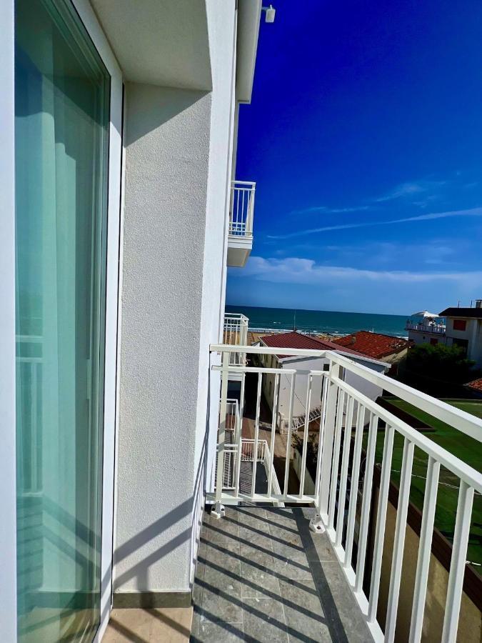 Hotel Terramare Lido di Jesolo Exterior foto